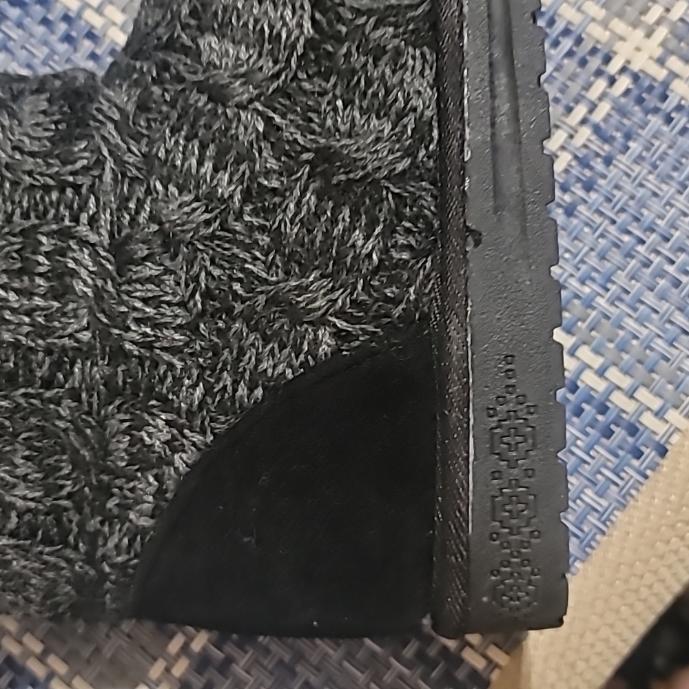 Boot - Picture 4 of 6